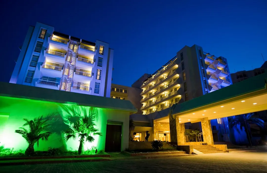 Fantasia Deluxe Hotel-1