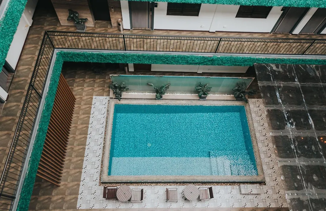 Surestay Plus Hotel By Best Western Ac Luxe Angeles City-1