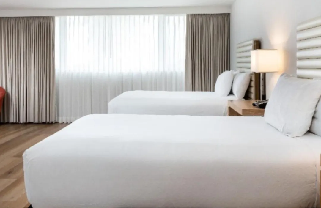 Luxe Sunset Boulevard Hotel-1